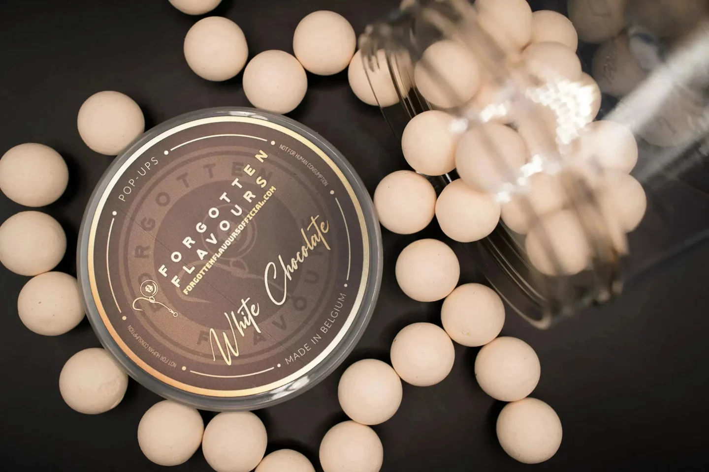 Pop_Up_Forgotten_Flavours_White_Chocolate_1.webp